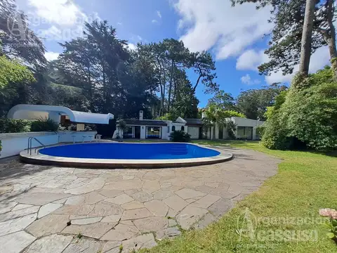 Av Pedragosa Sierra esq Madrid