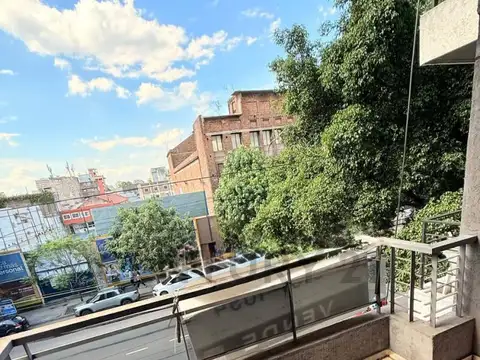 AV INDEPENDENCIA 4000, Piso 2