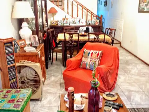 Casa 4 ambientes con 3 baños