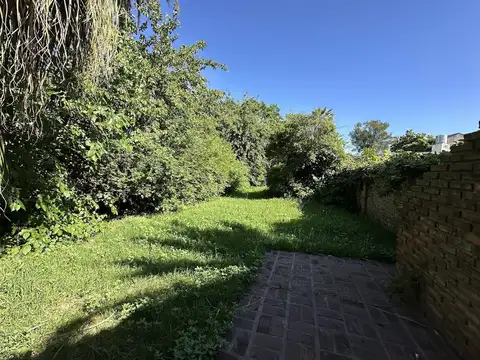 Local + vivienda y amplio verde