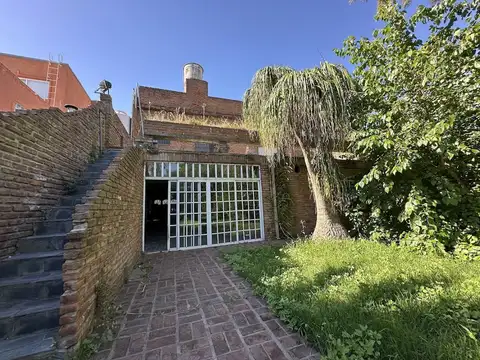 Pellegrini al 2800 a pasos Calchaqui