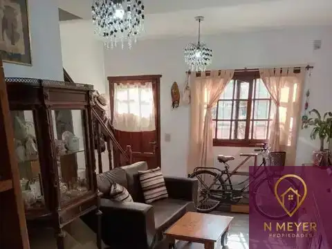 Casa en Venta con 1 cochera