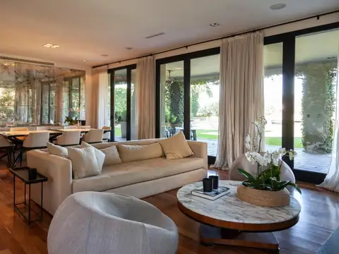 Tortugas Country Club Espectacular Casa vista al polo