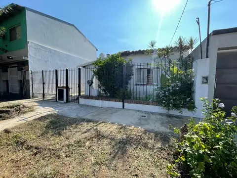 Casa en Venta en Martinez, USD 160.000