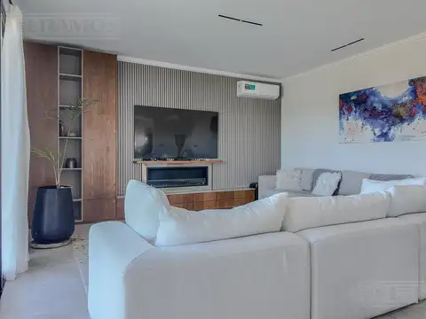 Casa en Venta 1 año