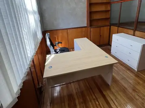 Oficina 2 ambientes con 1 baño