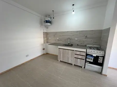 Depto Tipo Casa 2 ambientes con 1 baño