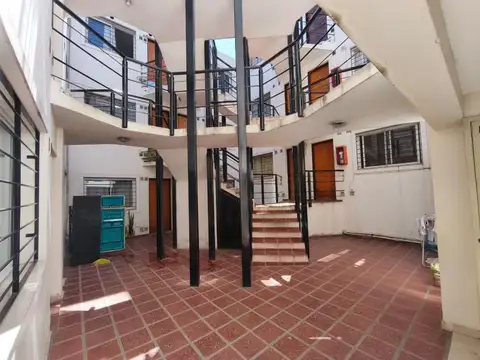 VENTA DEPARTAMENTO UN DORMITORIO CON PATIO