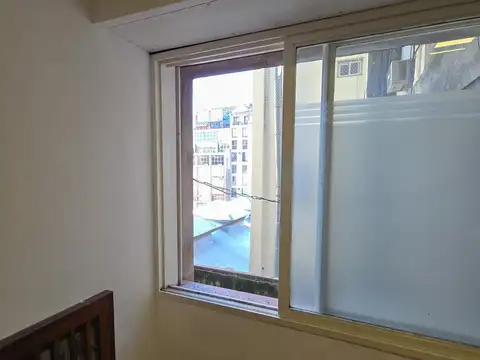 Oficina 3 ambientes con 2 baños