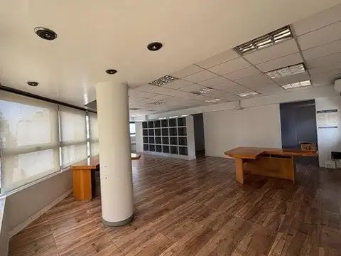 Oficina en Venta 56 años