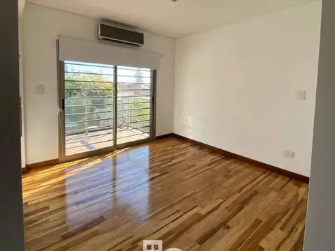 Departamento en Alquiler de 4 ambientes