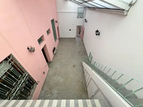 Depto Tipo Casa 8 ambientes con 3 baños