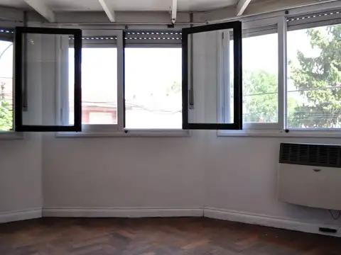 Depto Tipo Casa en Venta en Parque Chas, USD 125.000