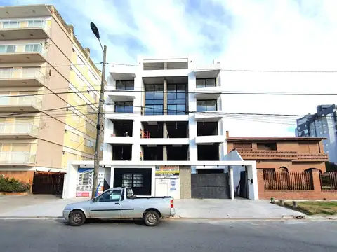 Av Costanera 1600, Piso PB