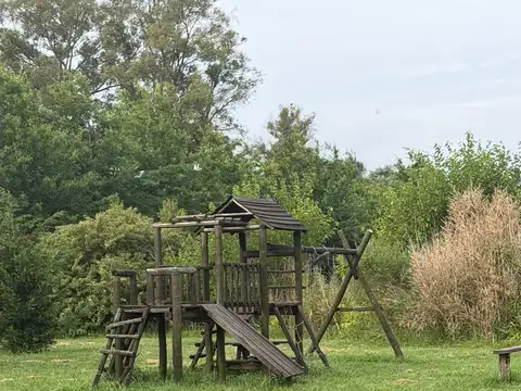 Quinta en Venta de 2 dormitorios