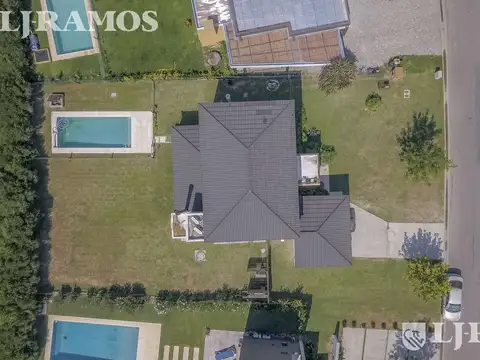 libertad al 300 El Canton Puerto Escobar