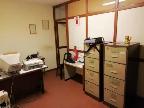 Oficina en Venta 60 años