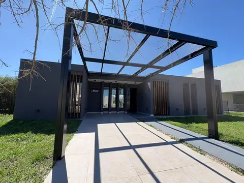 CASA EN VENTA HARAS SANTA MARIA