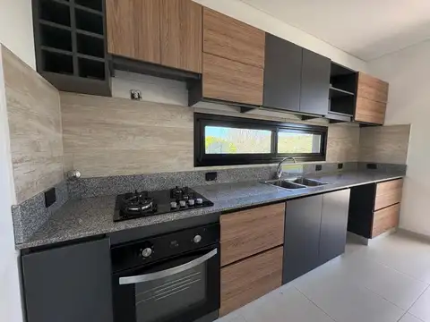 CASA EN VENTA HARAS SANTA MARIA