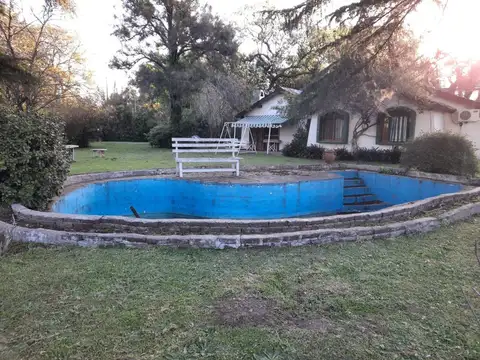 Venta casa 3 ambientes parrilla pileta Tortuguitas