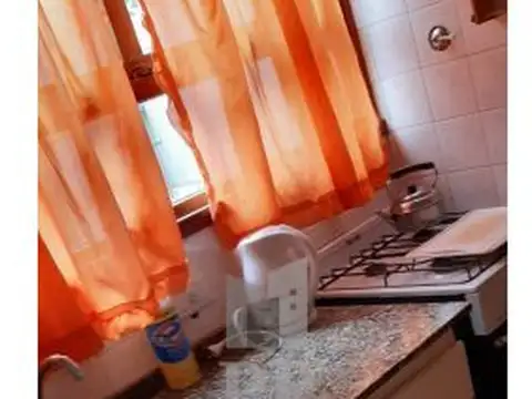 Depto Tipo Casa 3 ambientes con 1 baño