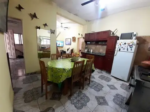 Depto Tipo Casa en Venta de 4 dormitorios