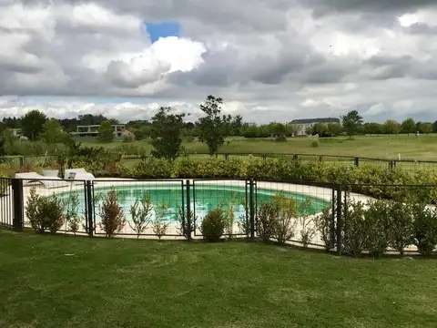 Casa en Venta en Pilara, USD 1.800.000