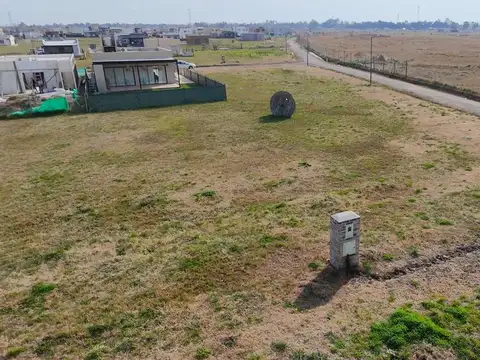 VENTA LOTE LAGUNA AZUL 470 M2 CON ESCRITURA