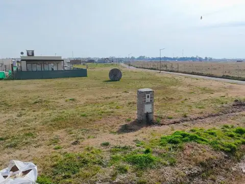 VENTA LOTE LAGUNA AZUL 470 M2 CON ESCRITURA