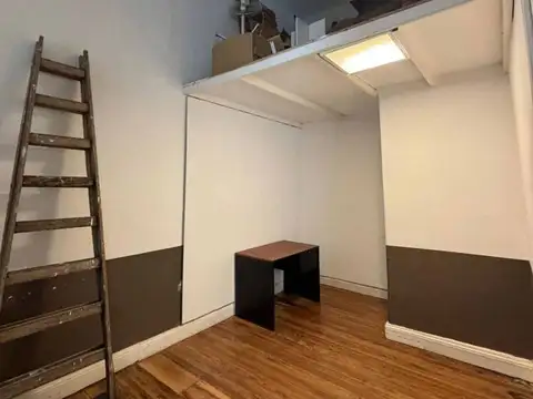 Depto Tipo Casa 4 ambientes con 2 baños