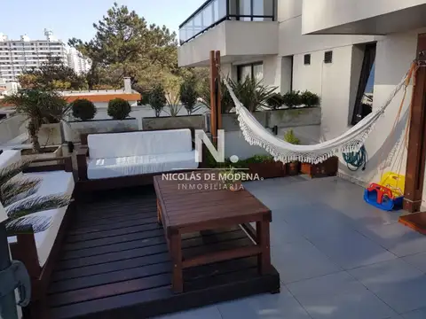 Apartamento en la Aidy Grill, Punta del Este en venta