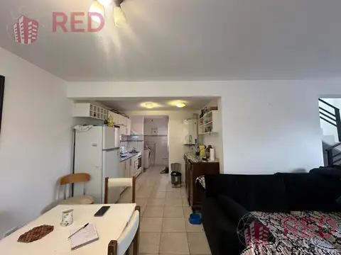Depto Tipo Casa en Venta con 1 cocheras