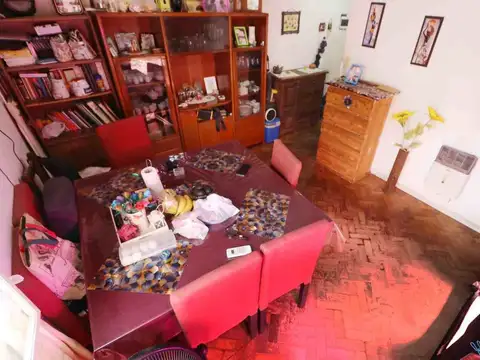 Depto Tipo Casa en Venta 50 años