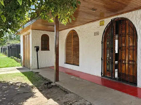 Casa con quincho en Barrio Mercedes Benz KM 44 RUTA 3