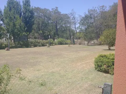 CASA EN CLUB DE CAMPO LAS PERDICES DE CUATRO AMBIENTES CON PILETA