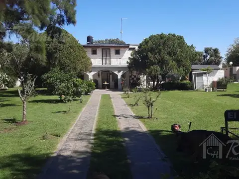 Quinta 4 Ambientes En Venta - Francisco Alvarez, Moreno