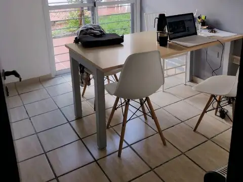 DEPARTAMENTO CON PATIO VERDE Y PILETA EXCLUSIVO