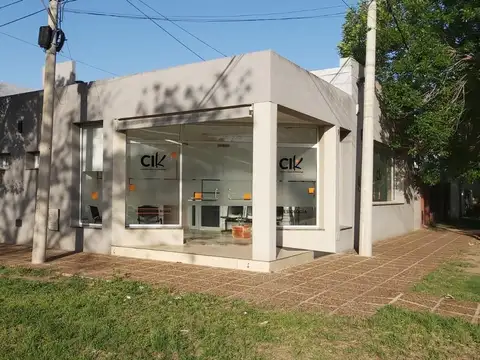 Venta Local Nuevo Esquina.Ideal Profesionales Salud.Cons.+