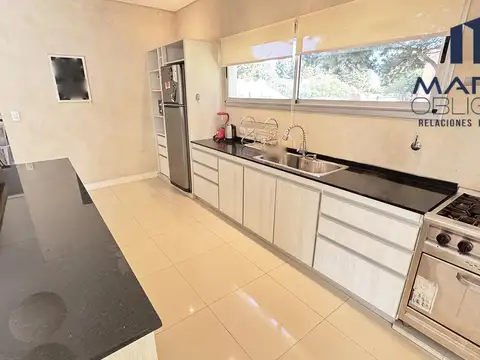 Casa en Venta en Barrio Cerrado Costa Esmeralda, USD 335.000
