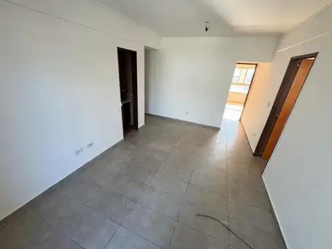 Departamento en Alquiler en San Fernando Vias  /  Centro, $ 650.000