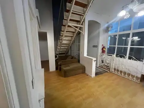 Depto Tipo Casa 5 ambientes con 3 baños