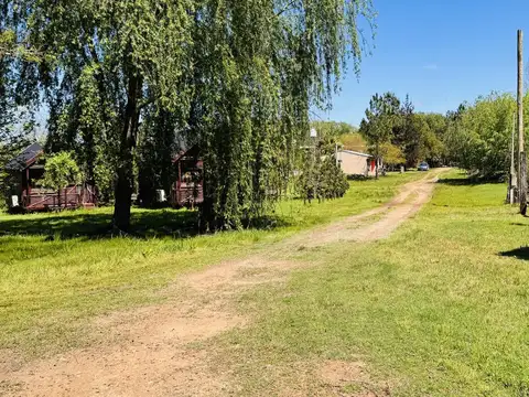 Casa 6 ambientes con 2 baños