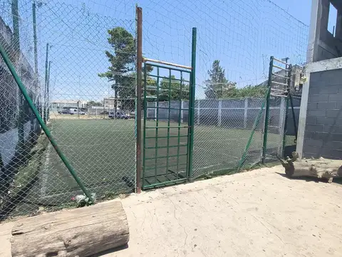 Local en Venta en Bosques, USD 220.000