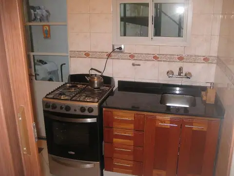 Depto Tipo Casa 4 ambientes con 2 baños