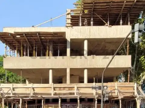 Venta Local Comercial Palermo Hoolywood 180 m2 En Construcción