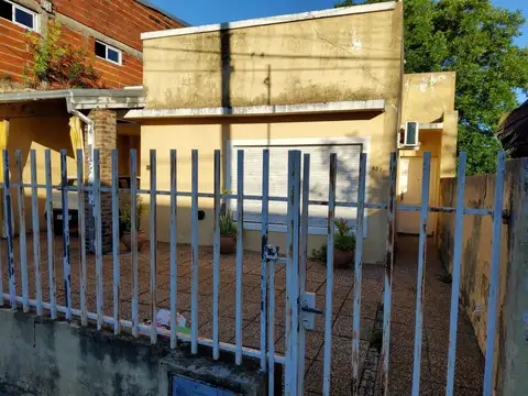 Casa - Venta - Argentina, Concordia - PERU 800