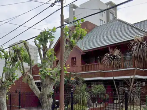 Excelente chalet de categoría en Quilmes Centro.