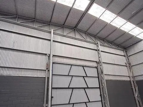 Galpon en Alquiler en San Nicolas De Los Arroyos, $ 4.000.000