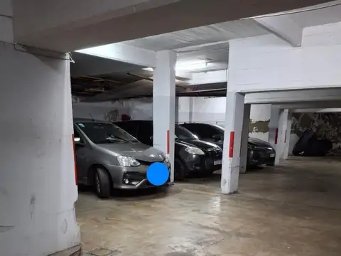 Cochera en venta - 18Mts2 - Parque Patricios