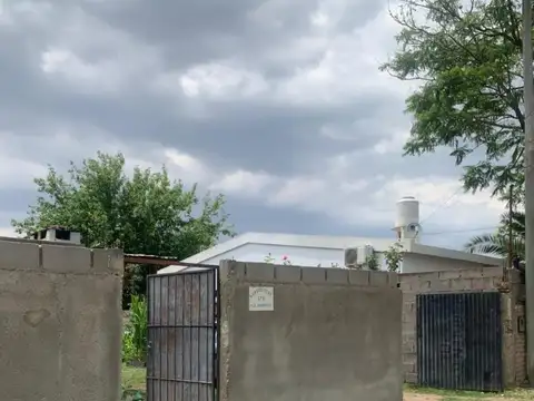 Oportunidad en Alta Gracia – Casa con Amplio Patio y Asador